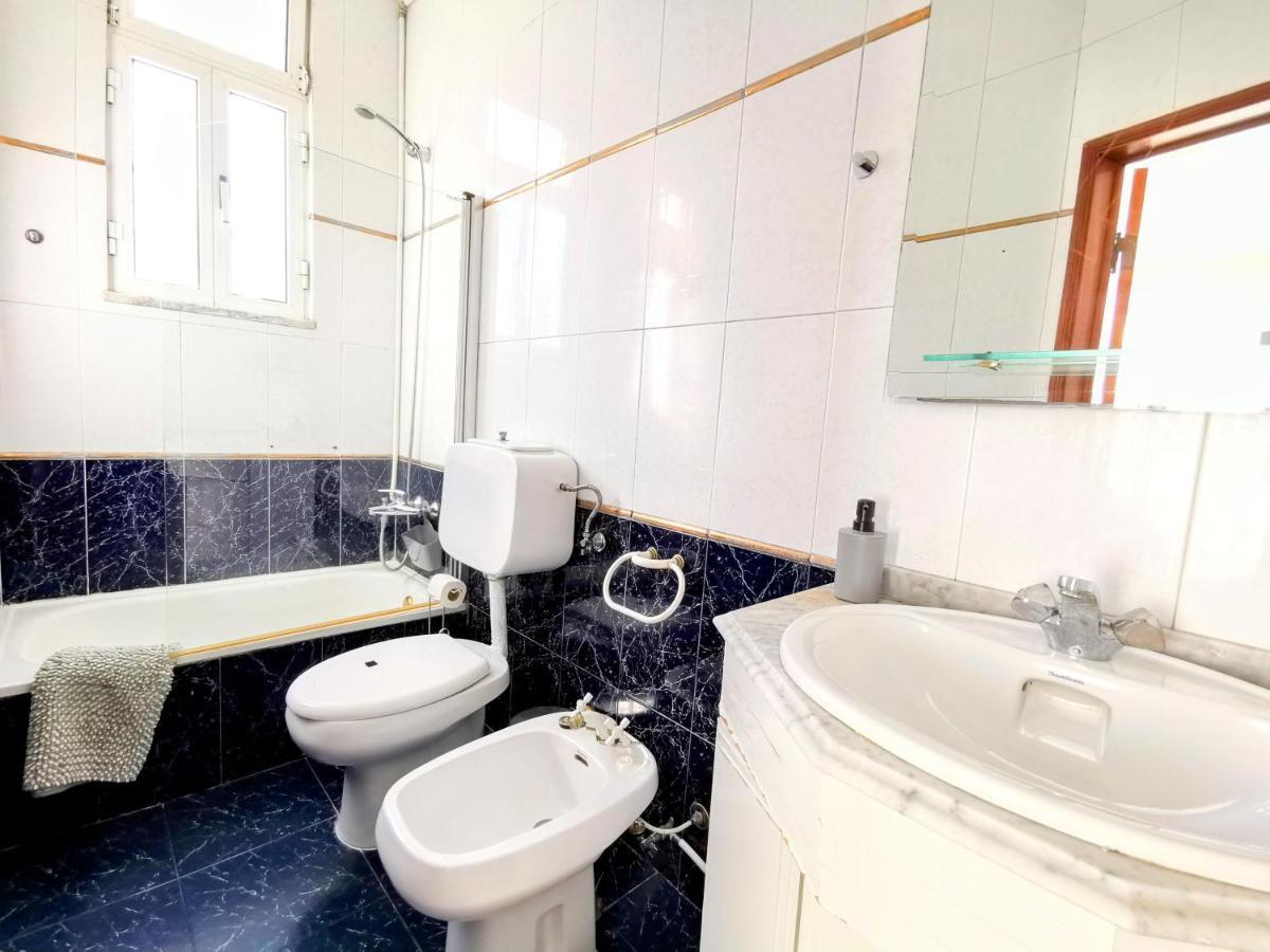 Tradicional Portuguese Apartment Лиссабон Экстерьер фото